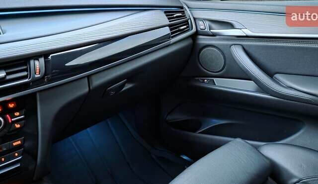 БМВ Х5 2014 в Черновцах на Automoto.ua Черный БМВ Х5, объемом двигателя 2 л и пробегом 110 тыс. км за 31500 $, фото 16 на Automoto.ua