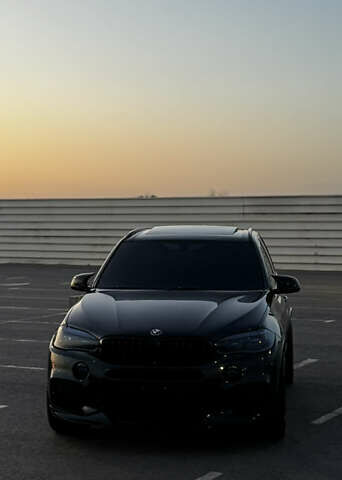 Чорний БМВ Х5, об'ємом двигуна 4.39 л та пробігом 204 тис. км за 26500 $, фото 4 на Automoto.ua