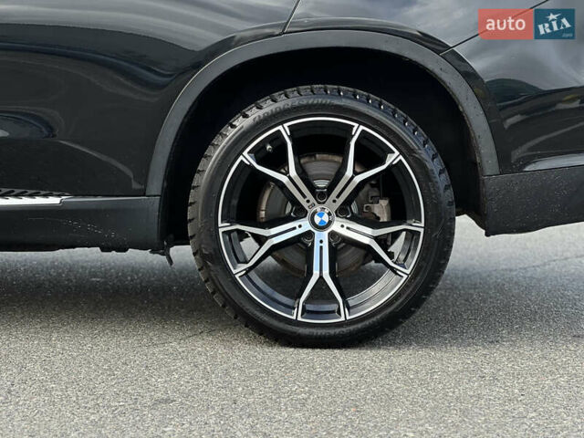 Черный БМВ Х5, объемом двигателя 3 л и пробегом 292 тыс. км за 18000 $, фото 23 на Automoto.ua