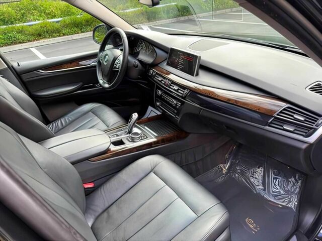 Черный БМВ Х5, объемом двигателя 3 л и пробегом 82 тыс. км за 13650 $, фото 11 на Automoto.ua