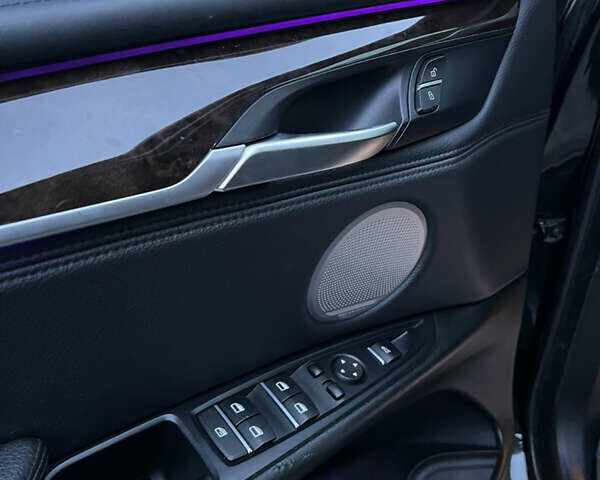 Черный БМВ Х5, объемом двигателя 4.39 л и пробегом 155 тыс. км за 26000 $, фото 28 на Automoto.ua