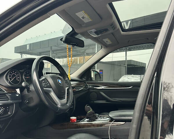Чорний БМВ Х5, об'ємом двигуна 2.99 л та пробігом 242 тис. км за 23000 $, фото 15 на Automoto.ua