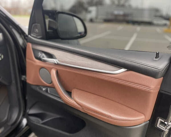 Черный БМВ Х5, объемом двигателя 2.99 л и пробегом 293 тыс. км за 32499 $, фото 51 на Automoto.ua