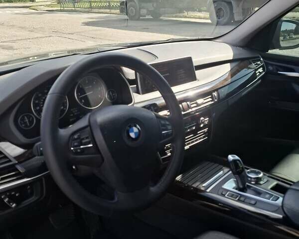 Чорний БМВ Х5, об'ємом двигуна 3 л та пробігом 280 тис. км за 21500 $, фото 15 на Automoto.ua