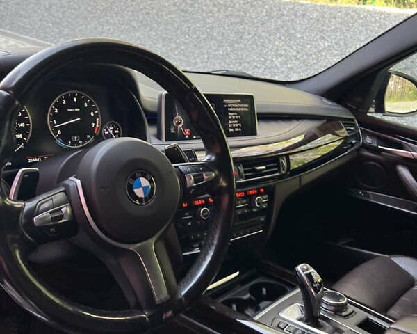 Чорний БМВ Х5, об'ємом двигуна 2.98 л та пробігом 255 тис. км за 29800 $, фото 14 на Automoto.ua