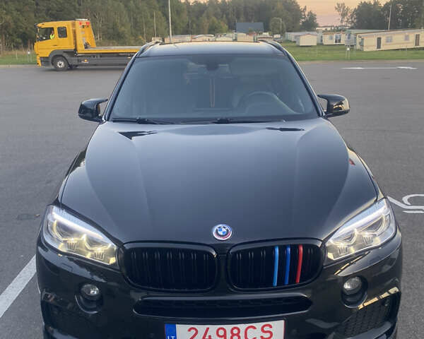 Черный БМВ Х5, объемом двигателя 2 л и пробегом 330 тыс. км за 31500 $, фото 4 на Automoto.ua