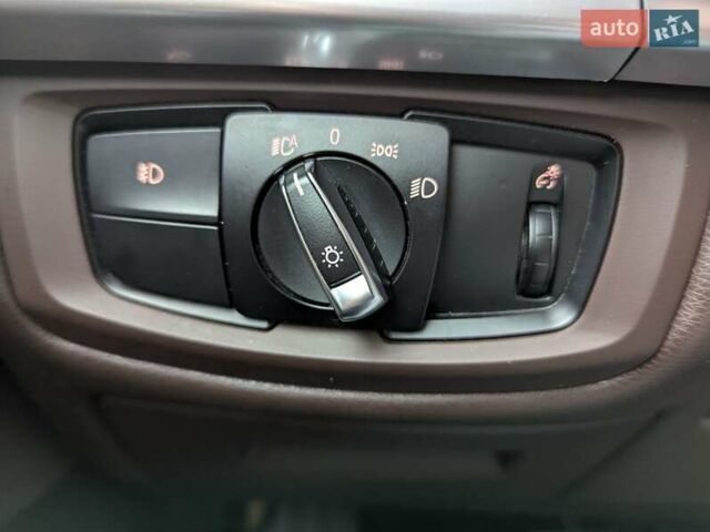 Черный БМВ Х5, объемом двигателя 3 л и пробегом 314 тыс. км за 16700 $, фото 37 на Automoto.ua