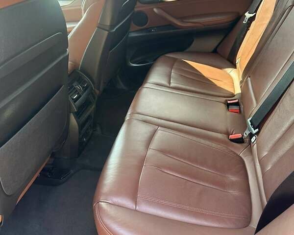 Черный БМВ Х5, объемом двигателя 2.99 л и пробегом 382 тыс. км за 21900 $, фото 10 на Automoto.ua