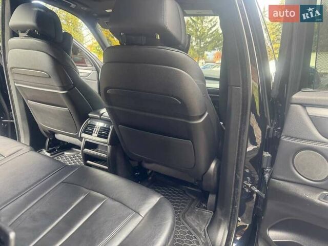 Чорний БМВ Х5, об'ємом двигуна 2.99 л та пробігом 230 тис. км за 33500 $, фото 19 на Automoto.ua