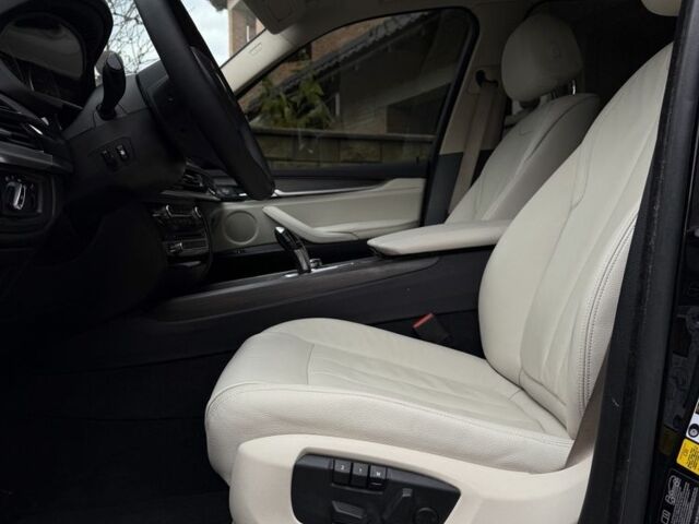 Черный БМВ Х5, объемом двигателя 3 л и пробегом 186 тыс. км за 28560 $, фото 4 на Automoto.ua