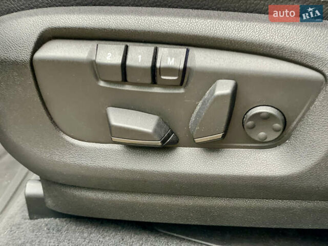 Черный БМВ Х5, объемом двигателя 3 л и пробегом 235 тыс. км за 17995 $, фото 43 на Automoto.ua