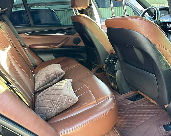 БМВ Х5 2014 в Кривом Роге на Automoto.ua Черный БМВ Х5, объемом двигателя 2.98 л и пробегом 415 тыс. км за 32000 $, фото 13 на Automoto.ua