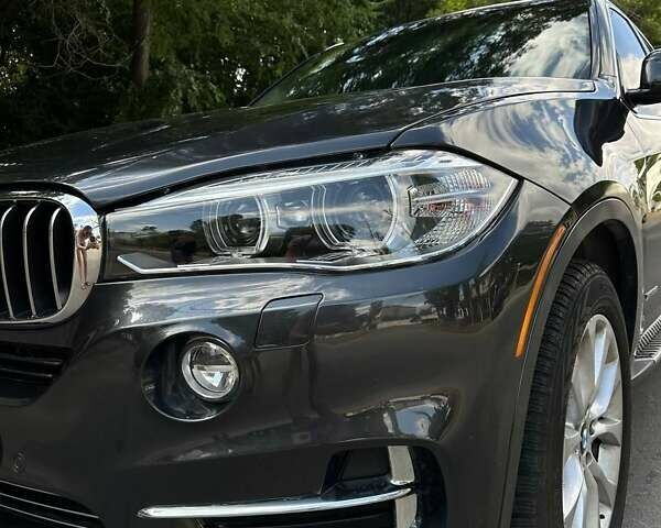 Черный БМВ Х5, объемом двигателя 3 л и пробегом 183 тыс. км за 23000 $, фото 7 на Automoto.ua