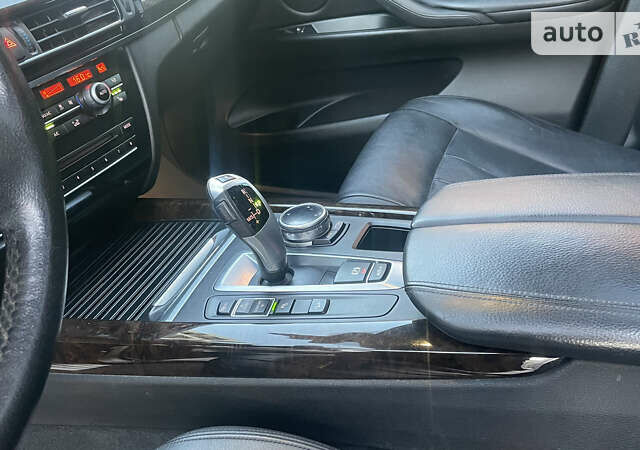 Черный БМВ Х5, объемом двигателя 2.98 л и пробегом 155 тыс. км за 21500 $, фото 24 на Automoto.ua