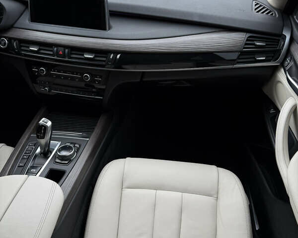 Черный БМВ Х5, объемом двигателя 3 л и пробегом 187 тыс. км за 28560 $, фото 31 на Automoto.ua