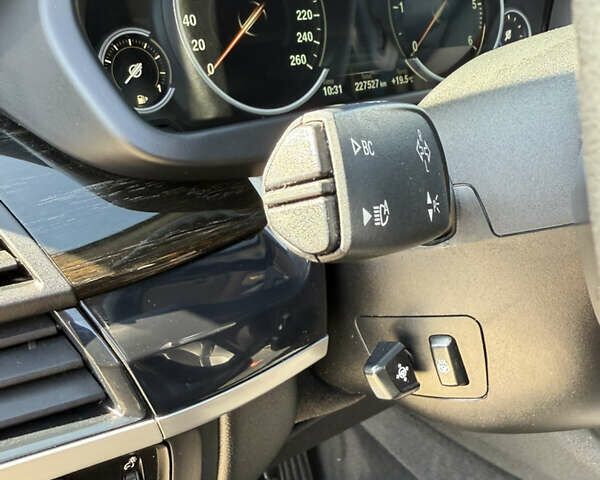 Чорний БМВ Х5, об'ємом двигуна 3 л та пробігом 227 тис. км за 28900 $, фото 16 на Automoto.ua