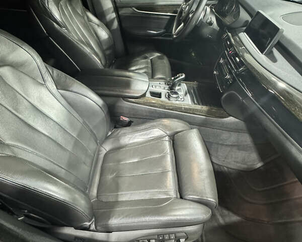 Черный БМВ Х5, объемом двигателя 2.99 л и пробегом 199 тыс. км за 31800 $, фото 12 на Automoto.ua