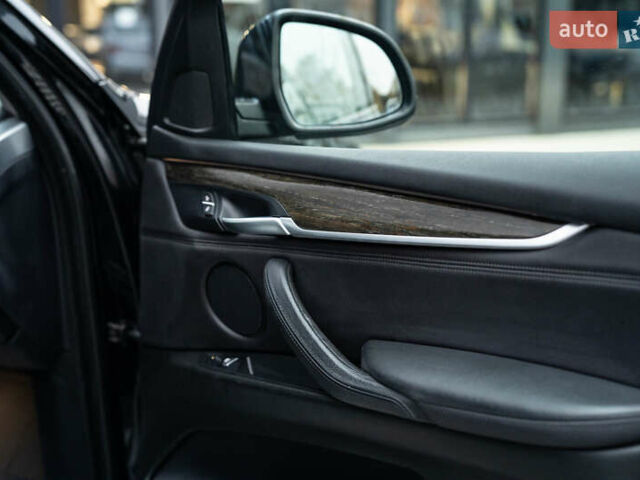 Чорний БМВ Х5, об'ємом двигуна 2.98 л та пробігом 220 тис. км за 22900 $, фото 38 на Automoto.ua