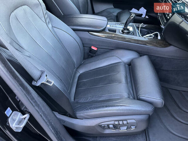 Черный БМВ Х5, объемом двигателя 3 л и пробегом 181 тыс. км за 26000 $, фото 16 на Automoto.ua