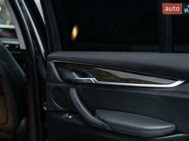 Чорний БМВ Х5, об'ємом двигуна 2.98 л та пробігом 220 тис. км за 22900 $, фото 40 на Automoto.ua