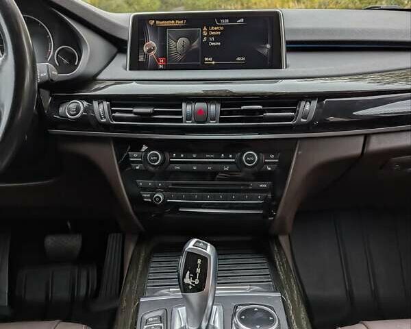 Черный БМВ Х5, объемом двигателя 3 л и пробегом 314 тыс. км за 16700 $, фото 25 на Automoto.ua