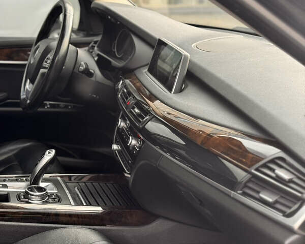 Черный БМВ Х5, объемом двигателя 2.98 л и пробегом 205 тыс. км за 18950 $, фото 15 на Automoto.ua