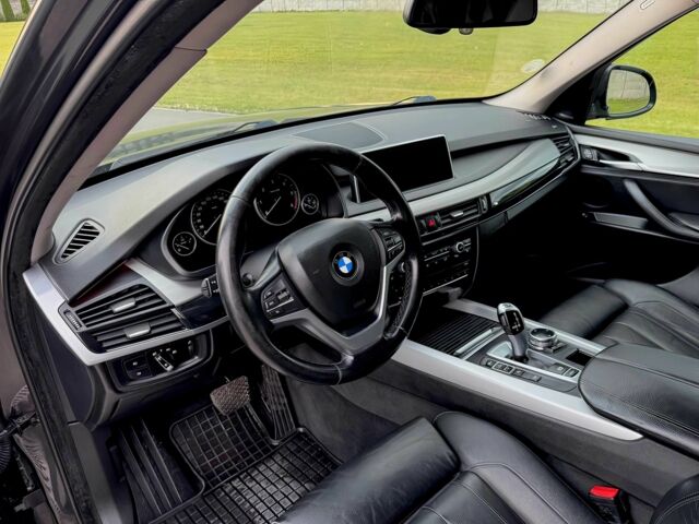 Чорний БМВ Х5, об'ємом двигуна 3 л та пробігом 130 тис. км за 12000 $, фото 5 на Automoto.ua