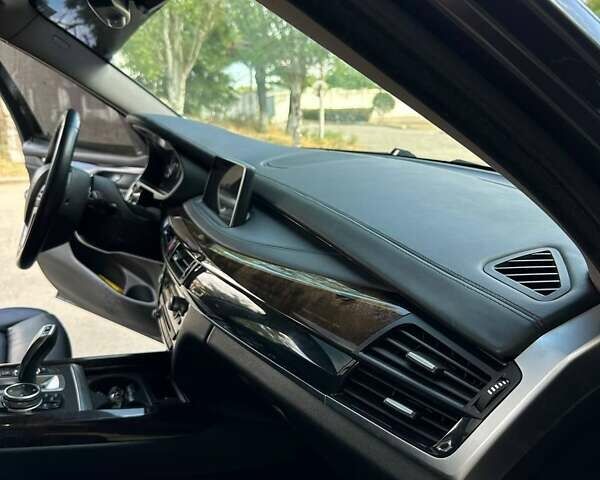 Черный БМВ Х5, объемом двигателя 3 л и пробегом 183 тыс. км за 23000 $, фото 20 на Automoto.ua