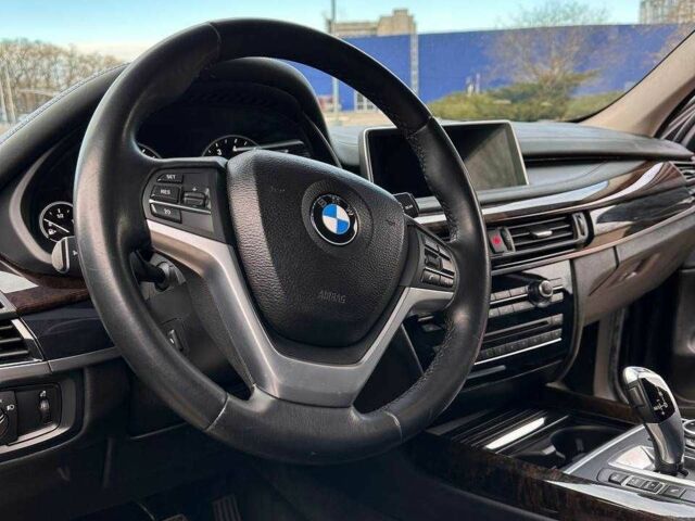 Чорний БМВ Х5, об'ємом двигуна 3 л та пробігом 182 тис. км за 23500 $, фото 9 на Automoto.ua