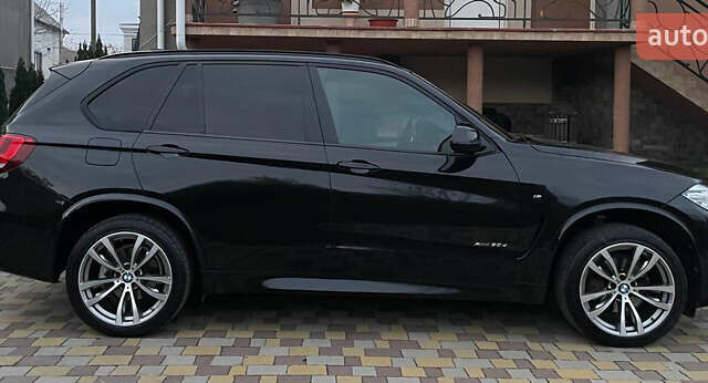 Черный БМВ Х5, объемом двигателя 3 л и пробегом 180 тыс. км за 32000 $, фото 10 на Automoto.ua