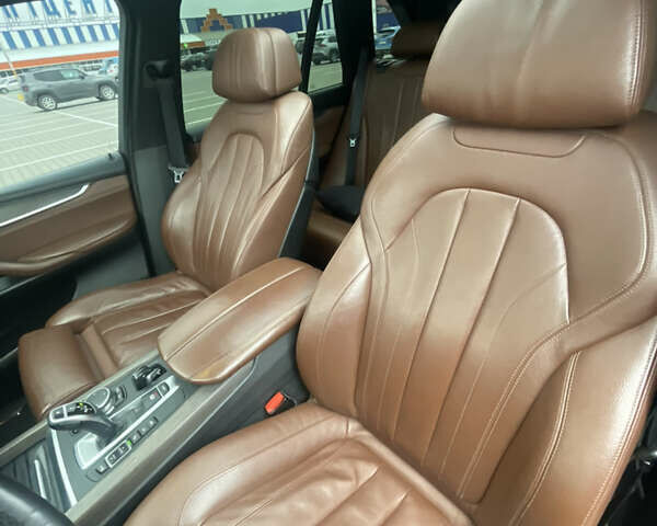 Черный БМВ Х5, объемом двигателя 2.99 л и пробегом 293 тыс. км за 32499 $, фото 94 на Automoto.ua