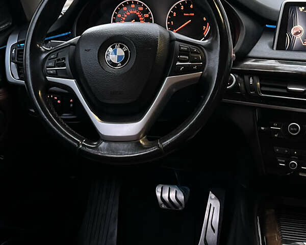 Черный БМВ Х5, объемом двигателя 3 л и пробегом 196 тыс. км за 22400 $, фото 17 на Automoto.ua