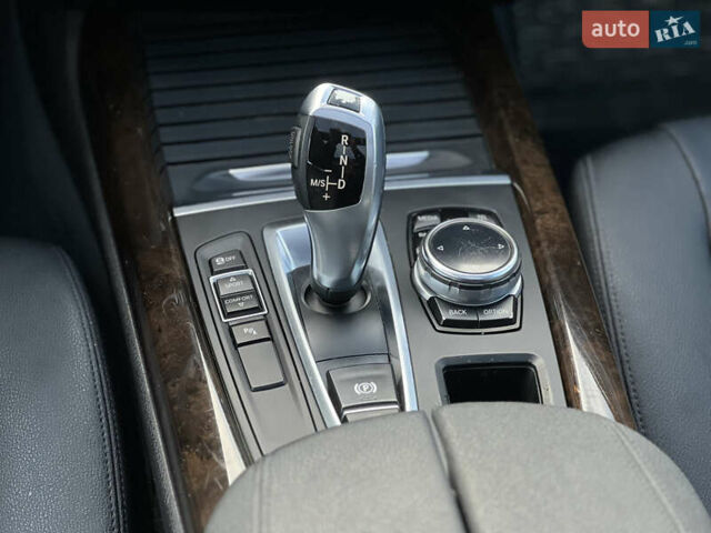 Черный БМВ Х5, объемом двигателя 3 л и пробегом 292 тыс. км за 18000 $, фото 42 на Automoto.ua