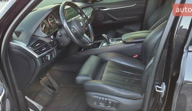 БМВ Х5 2014 в Черновцах на Automoto.ua Черный БМВ Х5, объемом двигателя 2 л и пробегом 110 тыс. км за 31500 $, фото 12 на Automoto.ua