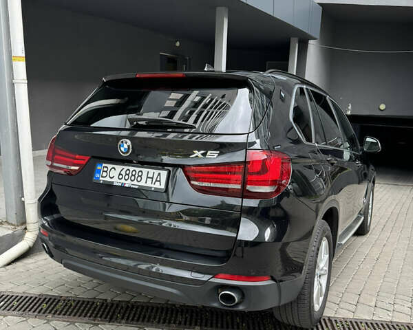 Чорний БМВ Х5, об'ємом двигуна 3 л та пробігом 164 тис. км за 21998 $, фото 60 на Automoto.ua