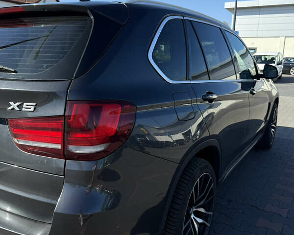 Чорний БМВ Х5, об'ємом двигуна 2.98 л та пробігом 172 тис. км за 20500 $, фото 34 на Automoto.ua