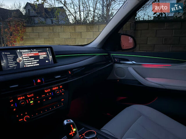 Черный БМВ Х5, объемом двигателя 3 л и пробегом 187 тыс. км за 28560 $, фото 44 на Automoto.ua