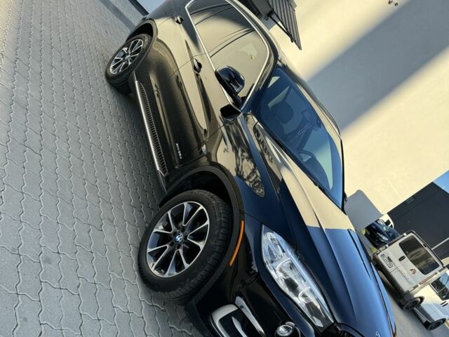 Чорний БМВ Х5, об'ємом двигуна 3 л та пробігом 283 тис. км за 27500 $, фото 4 на Automoto.ua