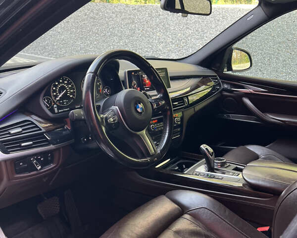 Чорний БМВ Х5, об'ємом двигуна 2.98 л та пробігом 255 тис. км за 29800 $, фото 12 на Automoto.ua