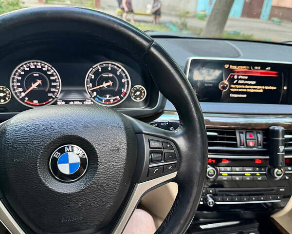 Черный БМВ Х5, объемом двигателя 2.98 л и пробегом 110 тыс. км за 24000 $, фото 5 на Automoto.ua