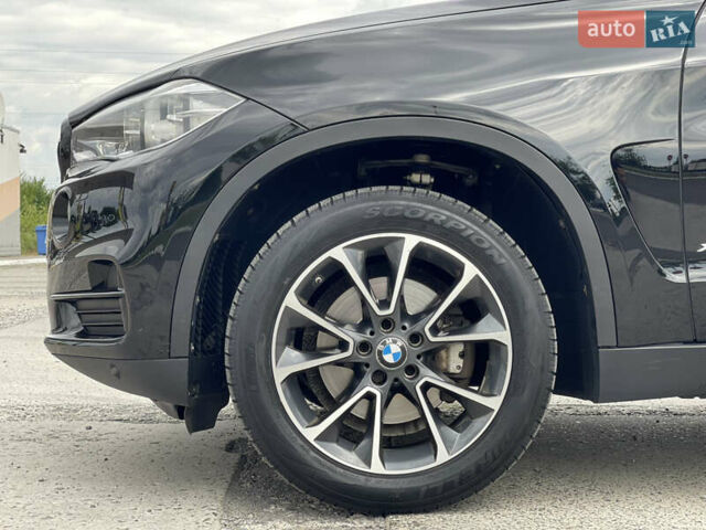 Черный БМВ Х5, объемом двигателя 2 л и пробегом 204 тыс. км за 26900 $, фото 13 на Automoto.ua
