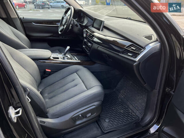 Черный БМВ Х5, объемом двигателя 3 л и пробегом 292 тыс. км за 18000 $, фото 28 на Automoto.ua