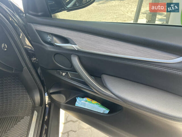 Чорний БМВ Х5, об'ємом двигуна 2.99 л та пробігом 209 тис. км за 35000 $, фото 6 на Automoto.ua