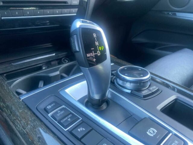 Чорний БМВ Х5, об'ємом двигуна 3 л та пробігом 90 тис. км за 16700 $, фото 7 на Automoto.ua