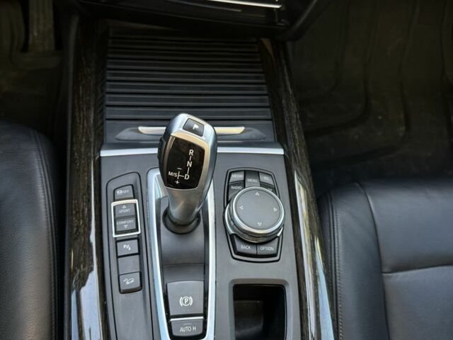 Чорний БМВ Х5, об'ємом двигуна 3 л та пробігом 283 тис. км за 27500 $, фото 13 на Automoto.ua