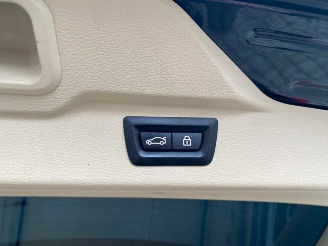 Чорний БМВ Х5, об'ємом двигуна 3 л та пробігом 199 тис. км за 19500 $, фото 29 на Automoto.ua