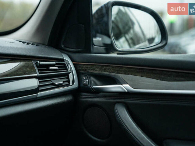 Чорний БМВ Х5, об'ємом двигуна 2.98 л та пробігом 220 тис. км за 22900 $, фото 32 на Automoto.ua