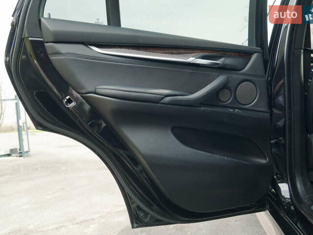 Черный БМВ Х5, объемом двигателя 2.99 л и пробегом 300 тыс. км за 25500 $, фото 17 на Automoto.ua