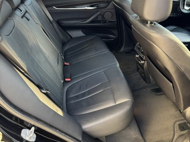 Чорний БМВ Х5, об'ємом двигуна 3 л та пробігом 283 тис. км за 27500 $, фото 20 на Automoto.ua