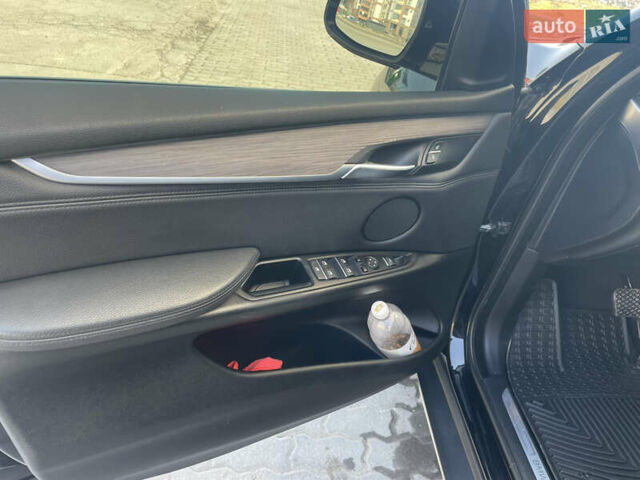 Чорний БМВ Х5, об'ємом двигуна 2.99 л та пробігом 209 тис. км за 35000 $, фото 20 на Automoto.ua